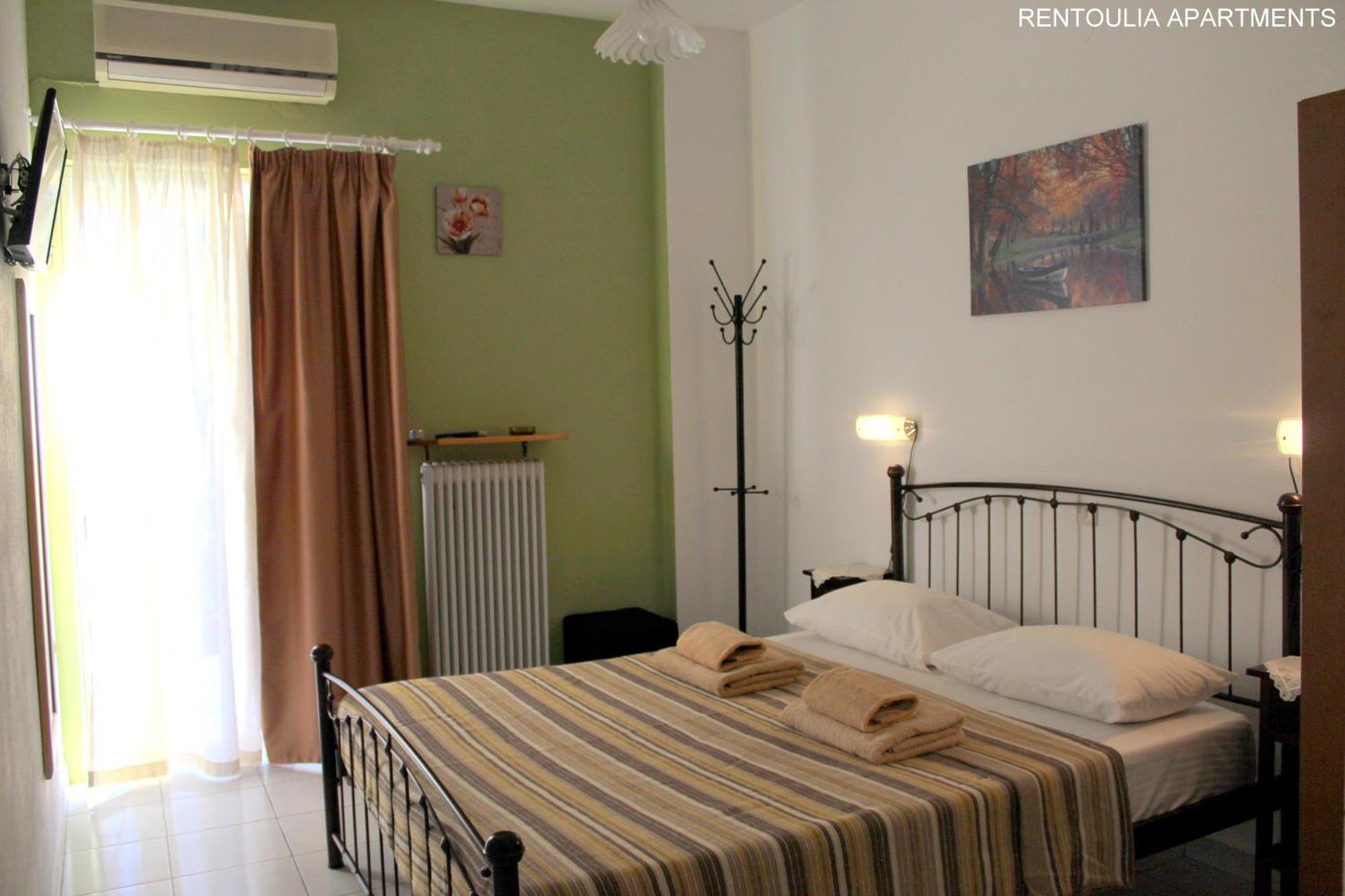 Rentoulia Apartments พูลิธรา ภายนอก รูปภาพ