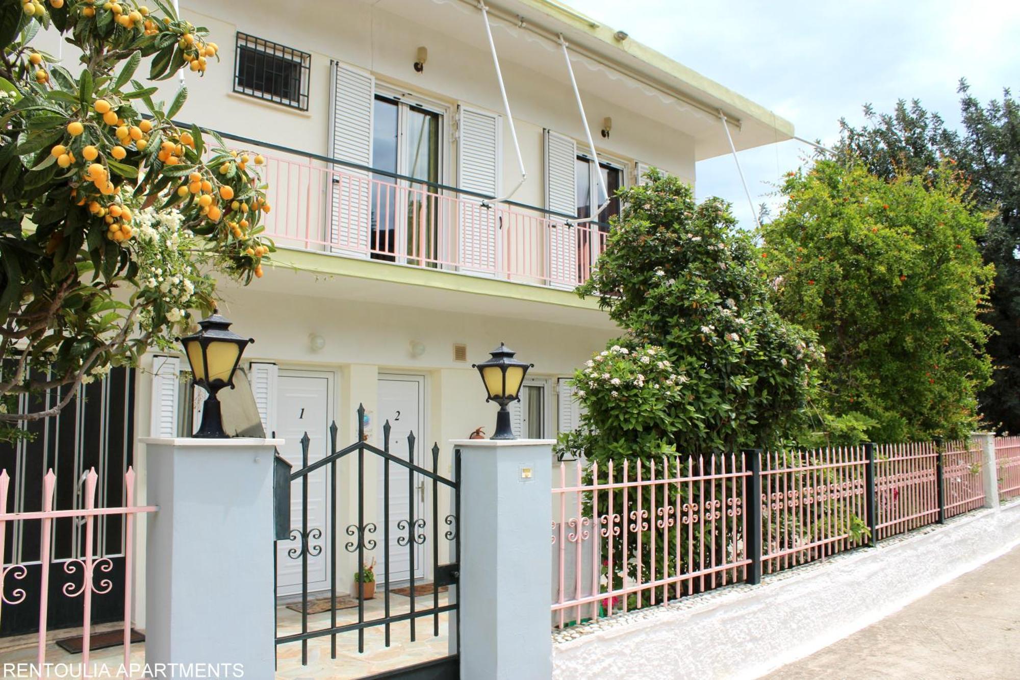 Rentoulia Apartments พูลิธรา ภายนอก รูปภาพ