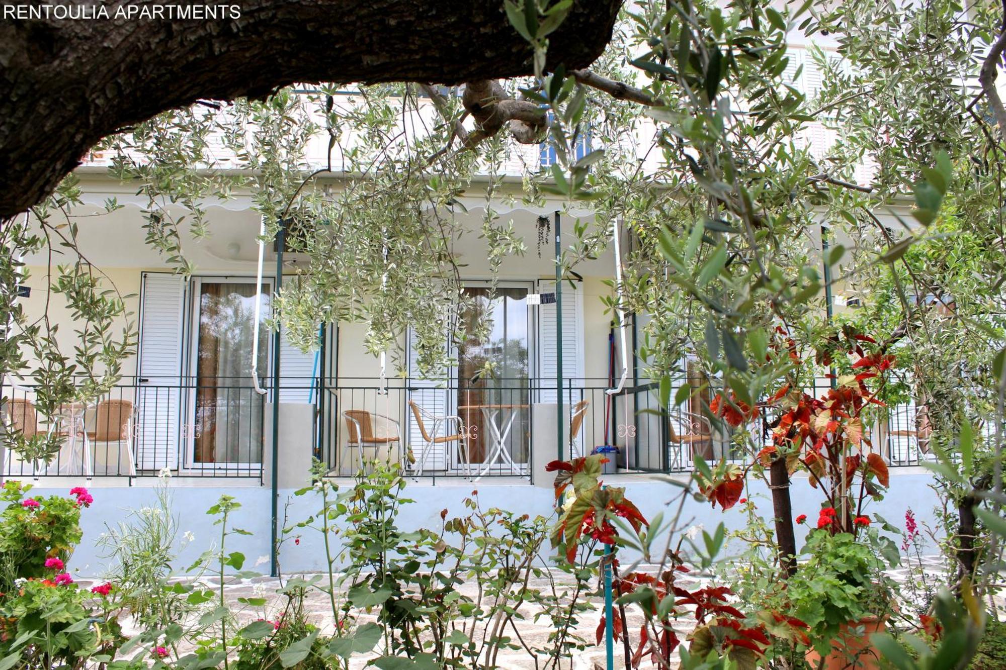 Rentoulia Apartments พูลิธรา ภายนอก รูปภาพ