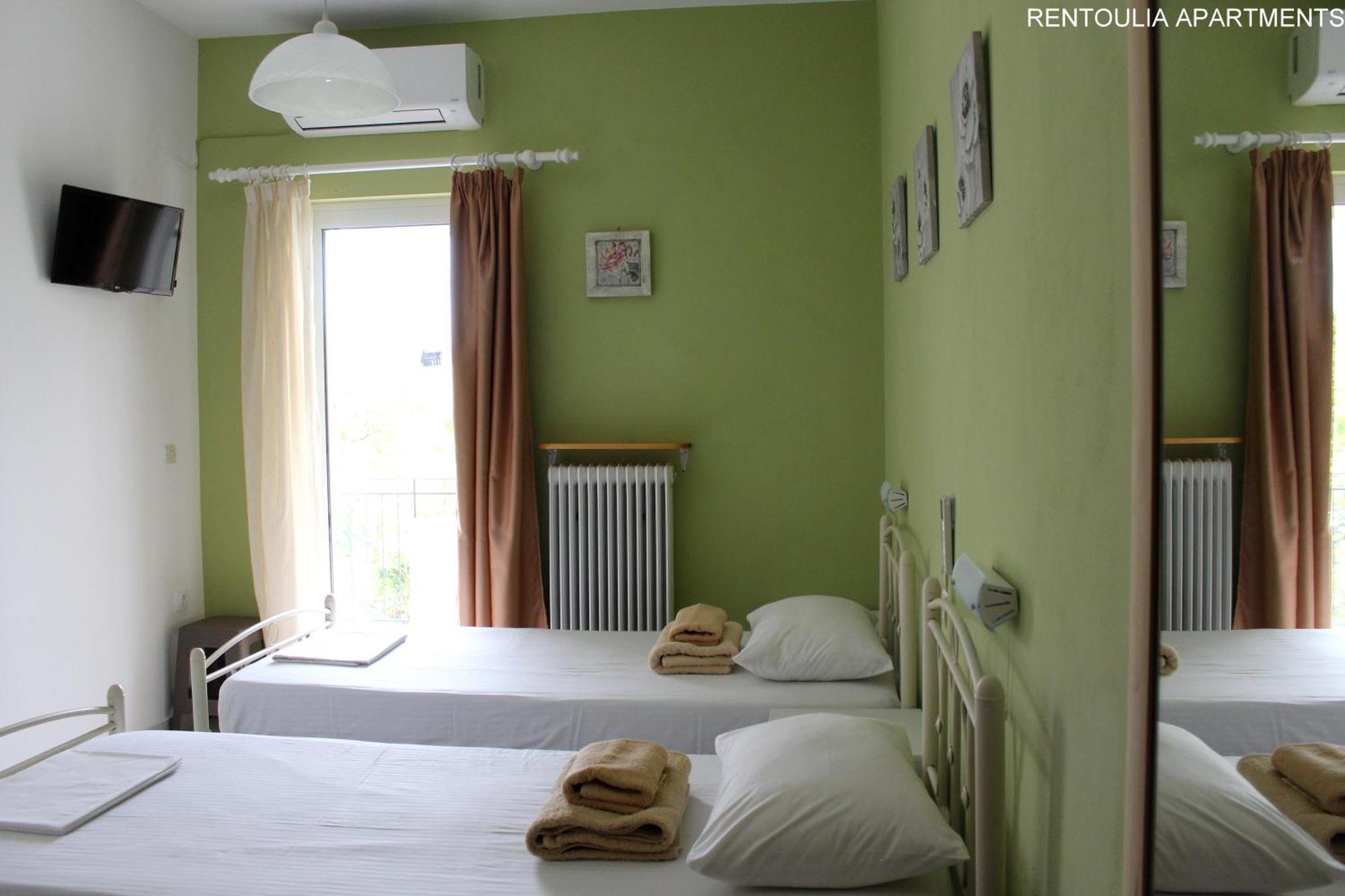 Rentoulia Apartments พูลิธรา ภายนอก รูปภาพ