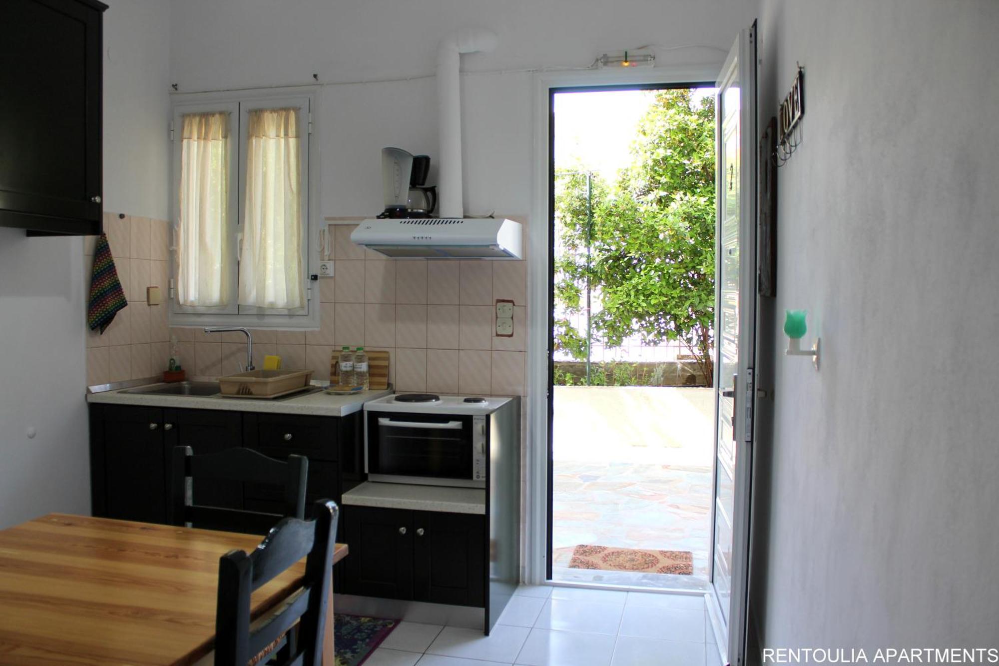 Rentoulia Apartments พูลิธรา ภายนอก รูปภาพ